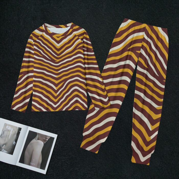Washington Commanders Zubaz Women's Sleep Pajamas - Image 1