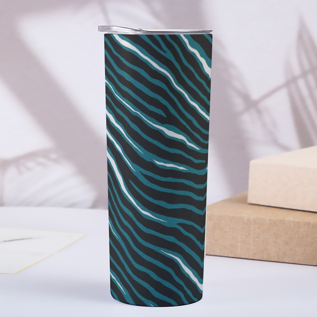 Philadelphia Eagles Zubaz Custom 20OZ Straight Cup With Sliding Lid For The USA - Image 3