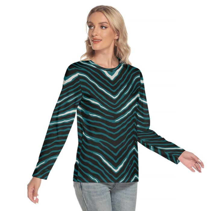 Philadelphia Eagles Zubaz All-Over Print Women's O-neck Long Sleeve T-shirt - Image 2