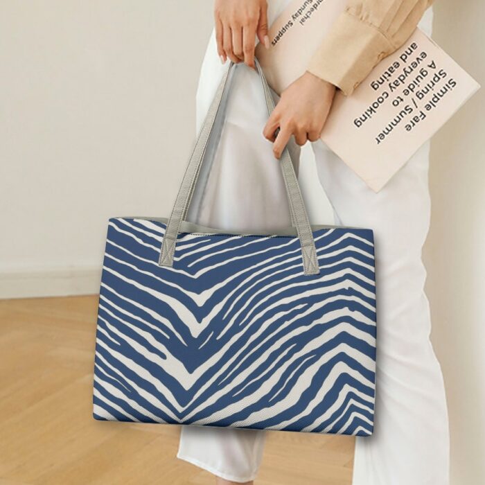Dallas Cowboys Zubaz Stylish PU Leather Tote Bag - Image 3