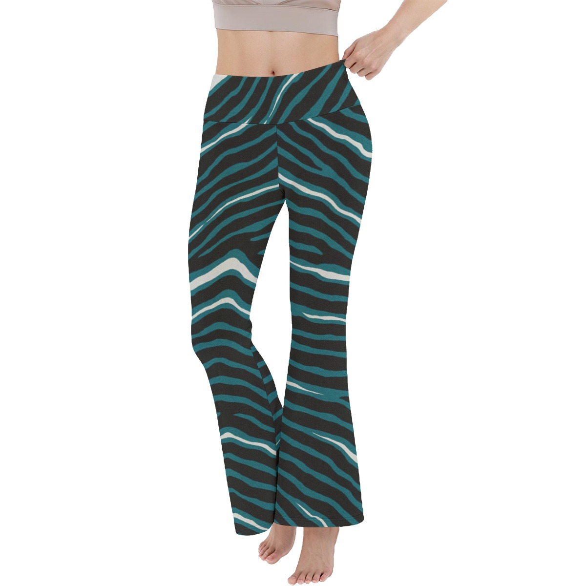 Philadelphia Eagles Zubaz All-Over Print Women's Reversible High-Waisted Yoga Pants