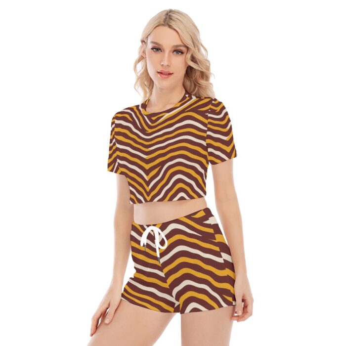 Washington Commanders Zubaz Women's O-neck T-shirt Shorts Suit - Image 3