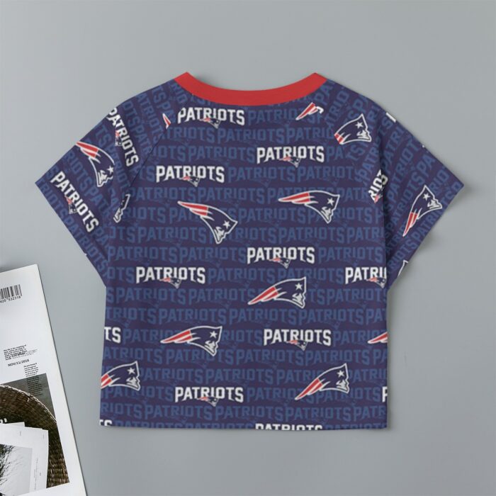 New England Patriots Zubaz Eco-friendly  All-Over Print Women's cropped Raglan T-shirt With Short Sleeve - Image 4
