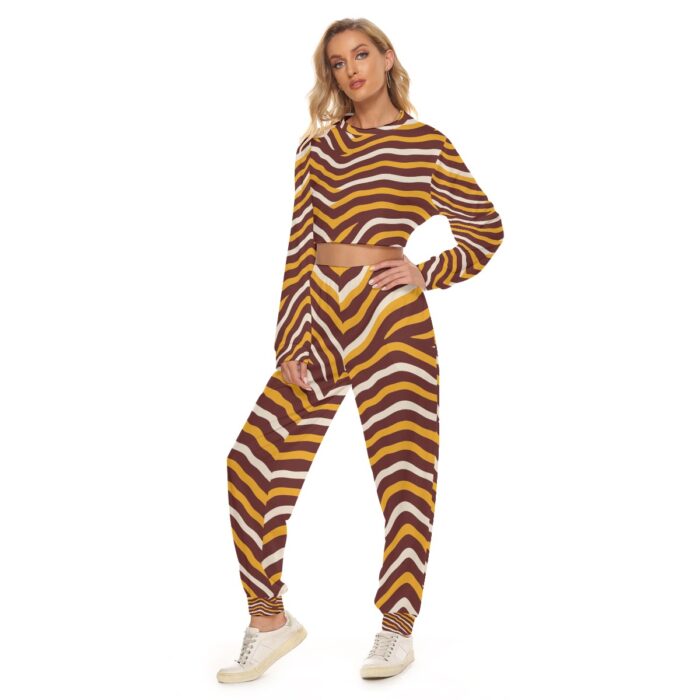 Washington Commanders Zubaz Women's Crop Sweatshirt Suit - Image 3