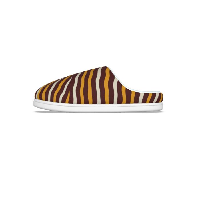 Washington Commanders Zubaz Plush Slippers - Image 4