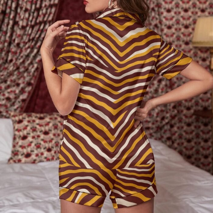 Washington Commanders Zubaz Women's Imitation Silk Pajama Set With Short Sleeve - Image 2