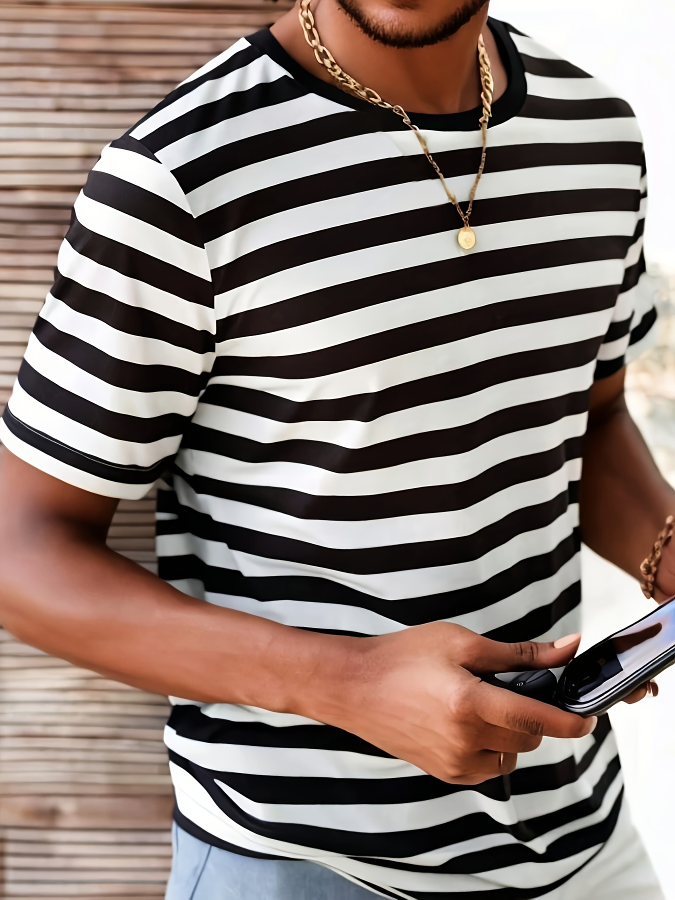 Men'S Striped Round-Neck T-Shirt with 3D